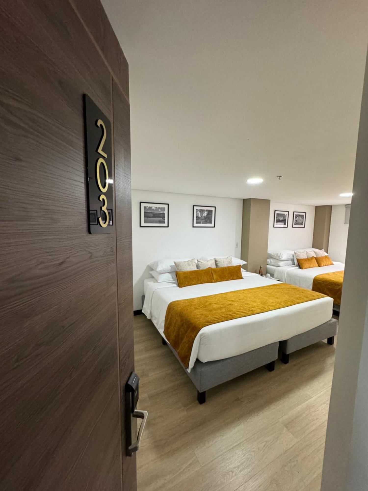 Hotel Wlh Gold Bogota Exterior photo