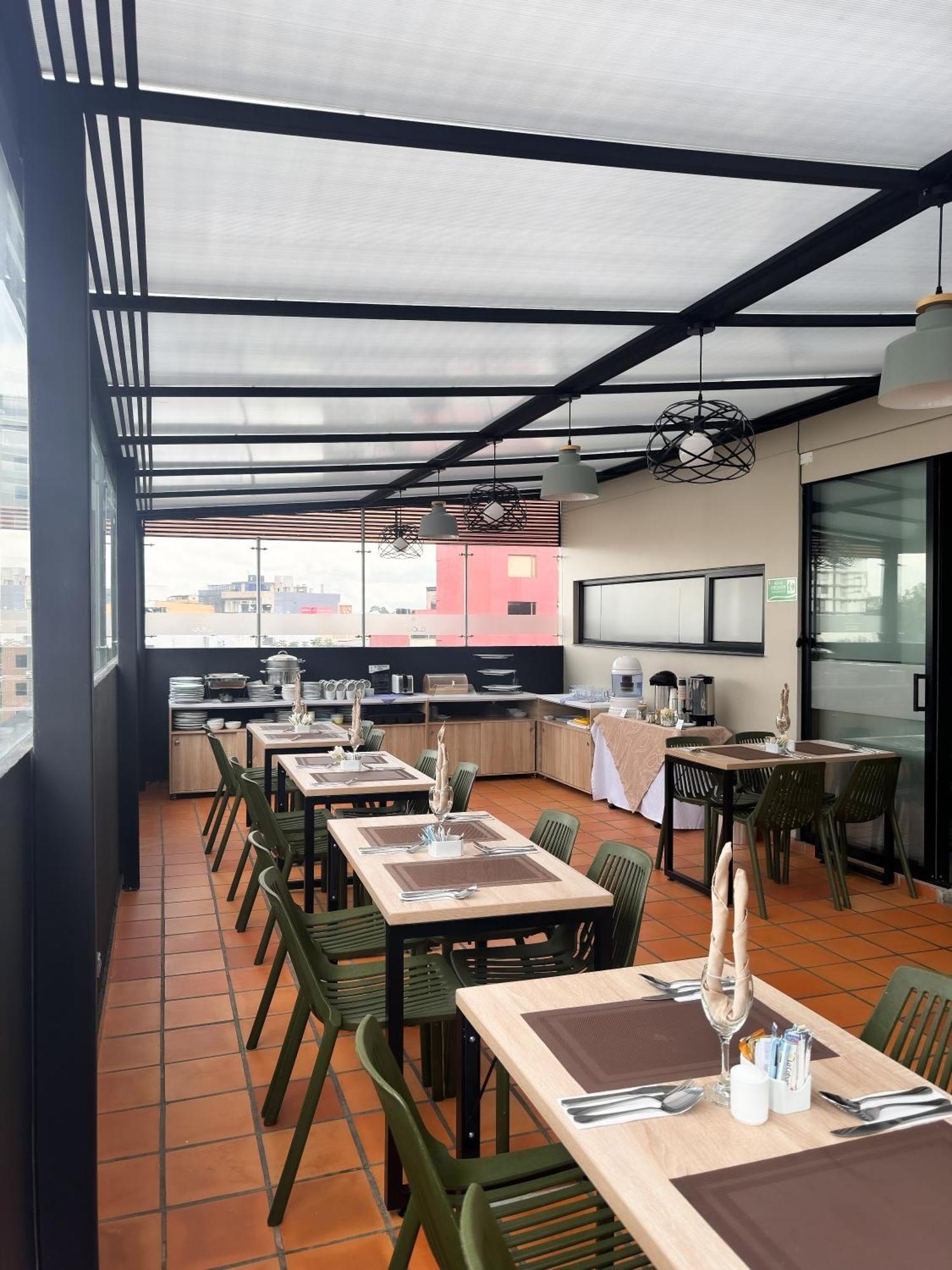 Hotel Wlh Gold Bogota Exterior photo