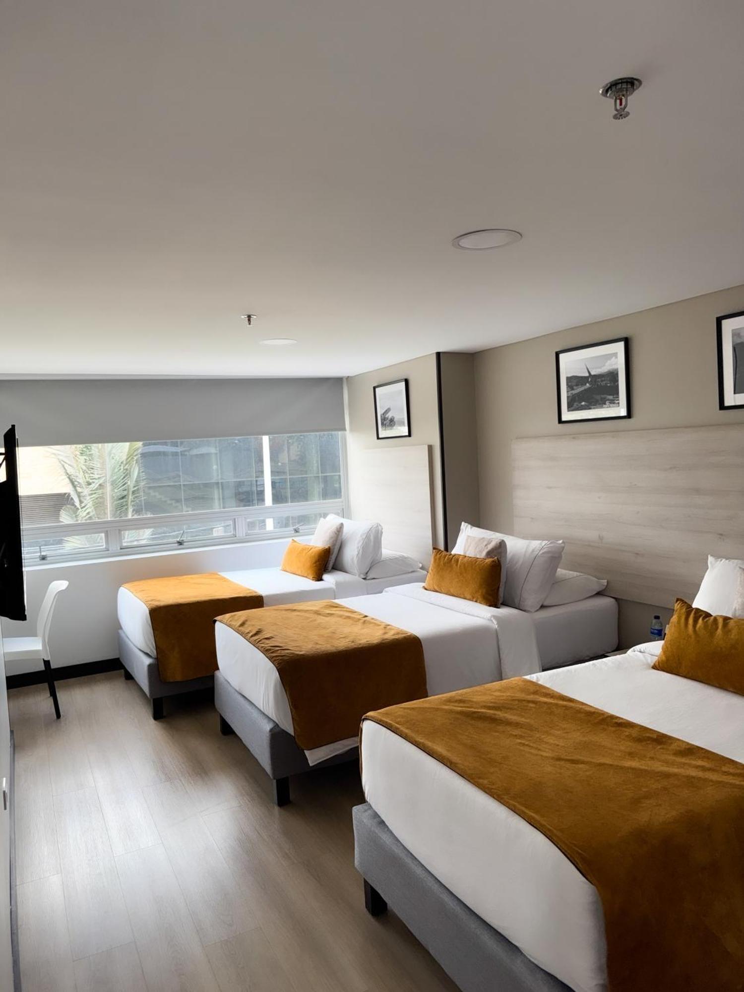 Hotel Wlh Gold Bogota Exterior photo